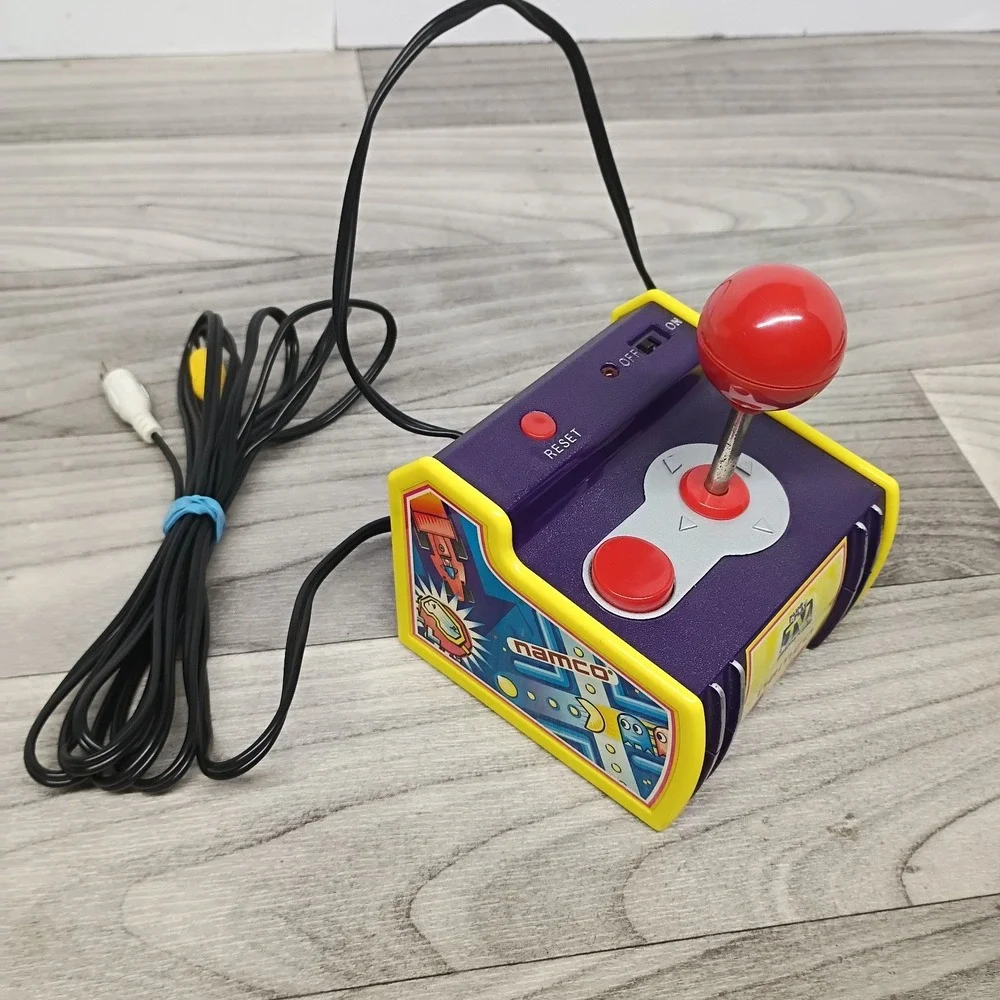 Namco Pac-Man 5-in-1 TV Plug N Play Game Jakks Pacific Arcade 2003 TESTED